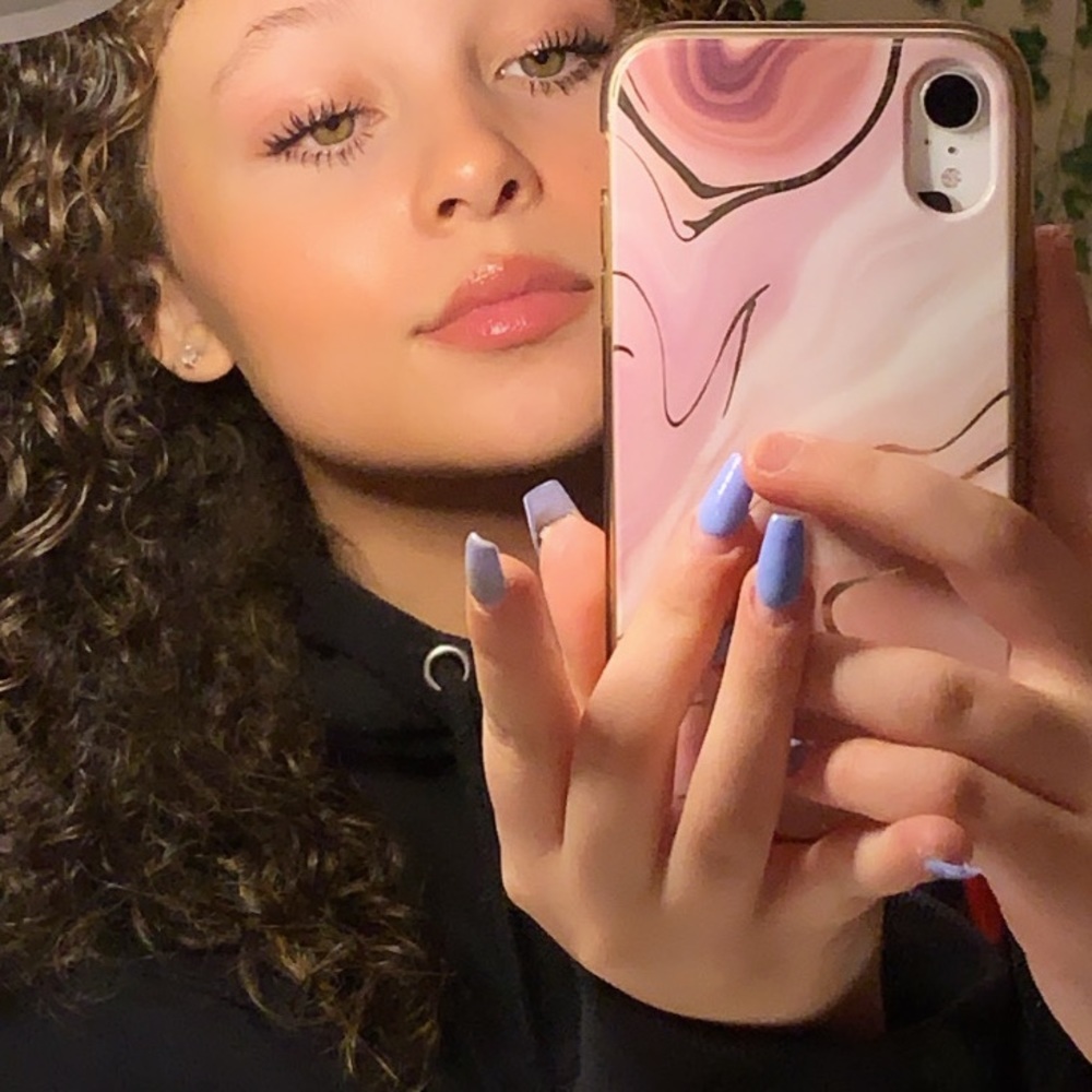 Meet your Posher, Shoshana